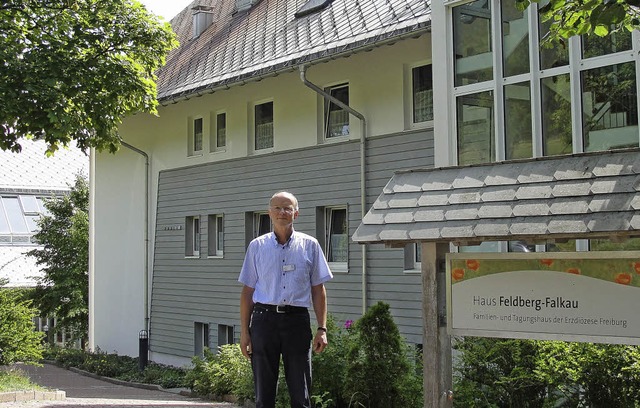 Heimleiter Albert Janku vor dem Famili... Sonntag 50-jhriges Bestehen feiert.   | Foto: Tina Httich