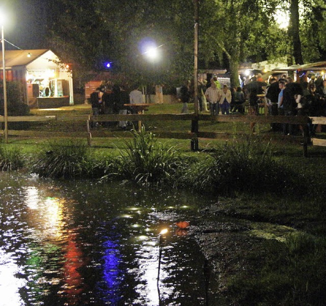 Im Kurpark fand das Seenachtsfest der Landjugend  in Oberprechtal statt.   | Foto: Roland Gutjahr