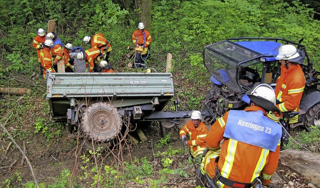 Rettungsaktionen im Wald bten Feuerwehr und Forstleute.  | Foto: Privat