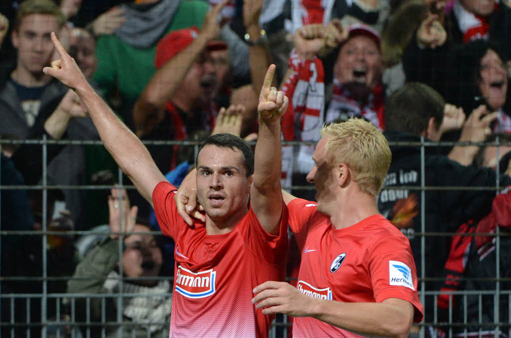 SC Freiburg ringt dem FC Bayern Mnchen einen Punkt ab.