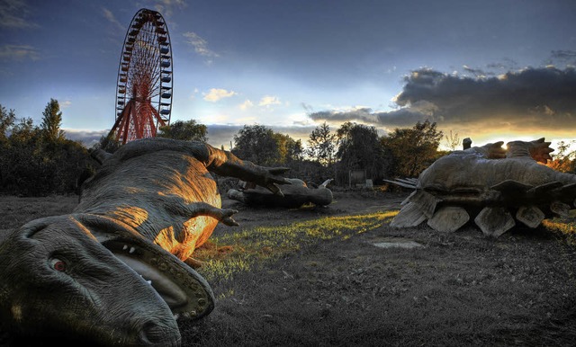 Der Dino ist umgekippt, T-Rex fehlt de...hrungen von Christopher Flade zeigen.   | Foto: Photocase.de/vign/dpa (2)