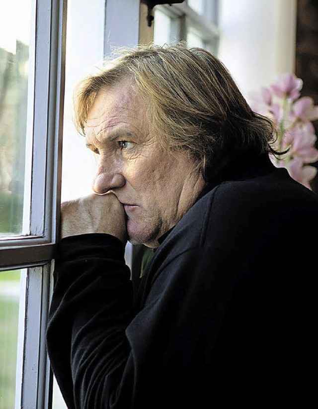 Alzheimerpatient Grard Depardieu  in Small World   | Foto: majestic