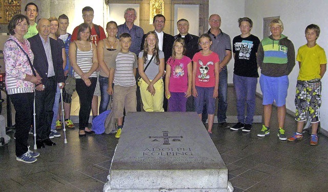 Die Kolpingfamilie aus dem Schwarzwald...etzten Ruhesttte von Adolph Kolping.   | Foto: privat