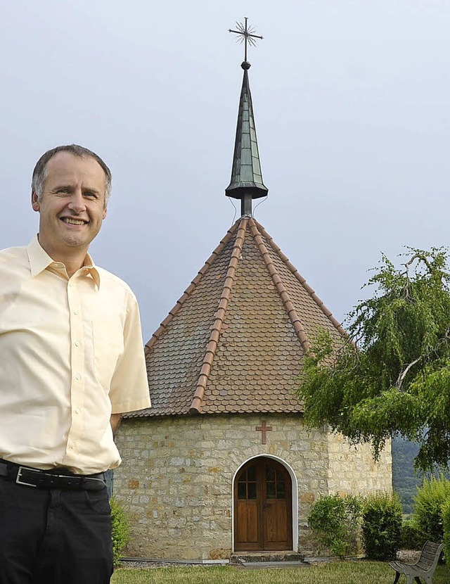 Thomas Breig an einem seiner Lieblingsorte, der lbergkapelle   | Foto: Andrea Gallien