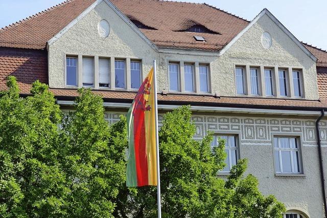 Wohnbau steuert Kauf der Villa an