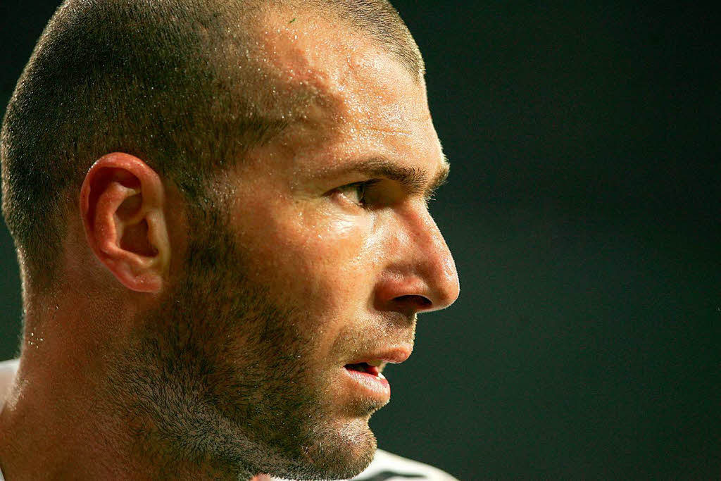 3. Zinedine Zidane, von  2001  von Juventus Turin  zu Real Madrid, 76  Millionen Euro