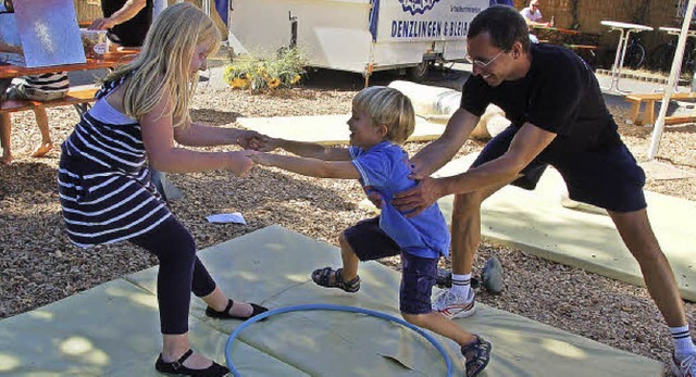 Ein blauer Ring markierte beim Kindern...#8222;Wasser&#8220;,  hatte verloren.   | Foto: Pia Grttinger