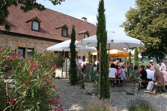 Das Staatsweingut Freiburg feiert auf seinem Gut Blankenhornsberg bei Ihringen