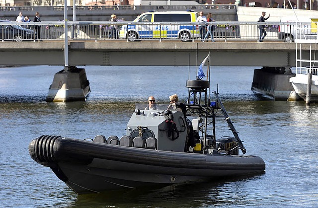 Rund 600 schwedische Polizisten sichern den Obama-Besuch ab.   | Foto: dpa