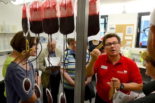Fotos: BZ-Ferienaktion 2013 – ein Besuch bei der Blutspendezentrale