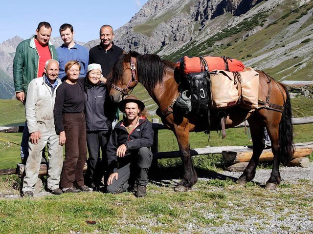 Eine willkommene Abwechslung fr die O...st die Begegnung mit anderen Menschen.  | Foto: Obert