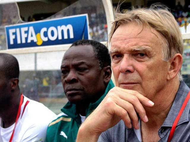 Volker Finke ist seit Anfang Juni Trainer von Kamerun.  | Foto: dpa