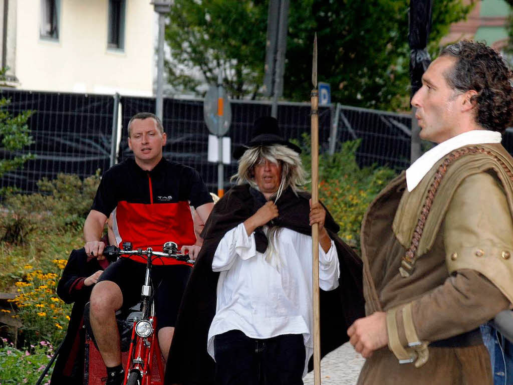 Ausgelassene Stimmung und farbenfrohe Kostme: Impressionen von der Premiere von Robin Hood in Seelbach.