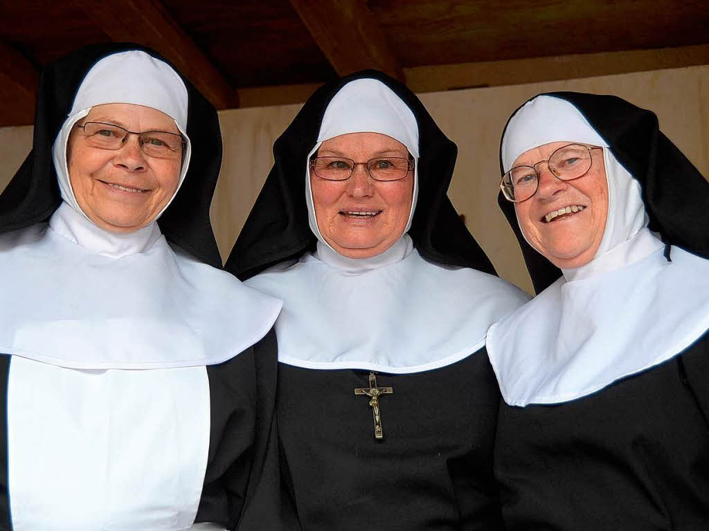 In Gottes Namen: die drei Gemeindeschwestern  (von links) Thea Hberlin, Gisela Hppe und Gesa Muser.