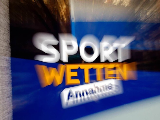 Die Betreiber von Sportwett-Bros habe...eiburger Rathaus einen schweren Stand.  | Foto: ddp