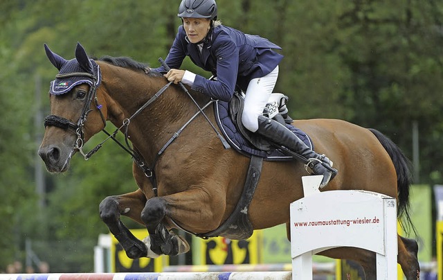 Auf Erfolgskurs: Rebecca Trefzger vom RV Schopfheim auf Celine   | Foto: Achim Keller