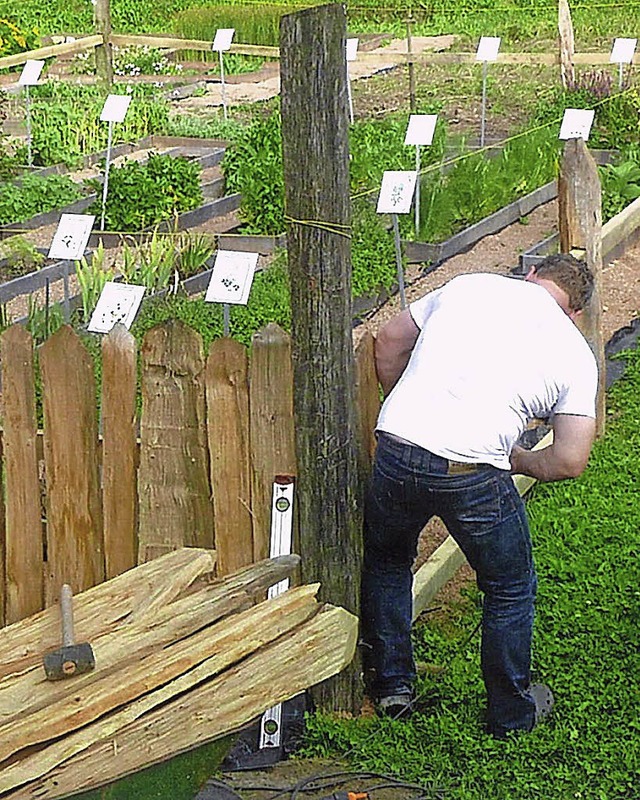 Ein Gartenzaun wie frher im Mittelalter.   | Foto: Pia Grttinger