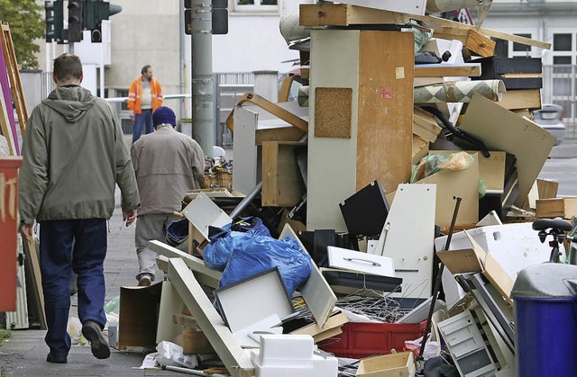 Wohin mit dem Sperrmll? Nchste Woche ist wieder Sammlung.   | Foto: dpa