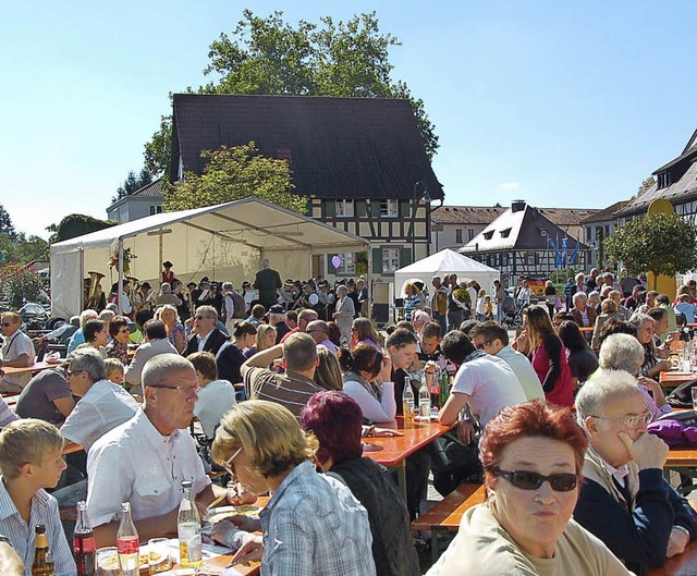 Bunter Herbst: Am Wochenende gibt es a...zu sehen, zu kaufen und zu schmecken.   | Foto: Ast