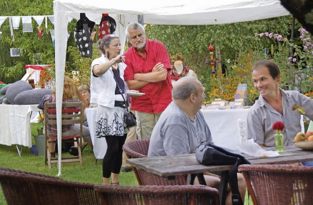 Eine gelungene Premiere: Genuss und Kunst im Garten  | Foto: Andrea Steinhart