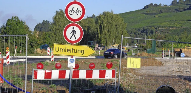 Der Radweg parallel zur L137 ist wegen Bauarbeiten noch gesperrt.   | Foto: Hannes Lauber