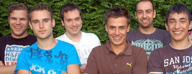 Das DJK-Team vor der Saison (von links...r. Nicht auf dem Bild: Andreas Bhrer.  | Foto:  Verein