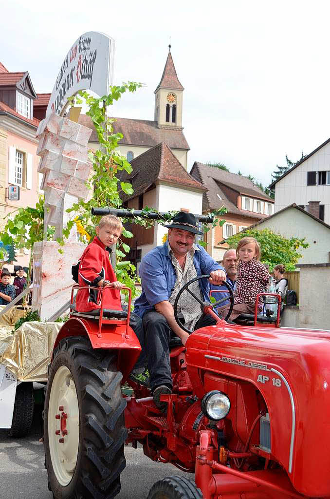 Jubel, Trubel, Heiterkeit beim Auggener Winzerfest<?ZP?>
