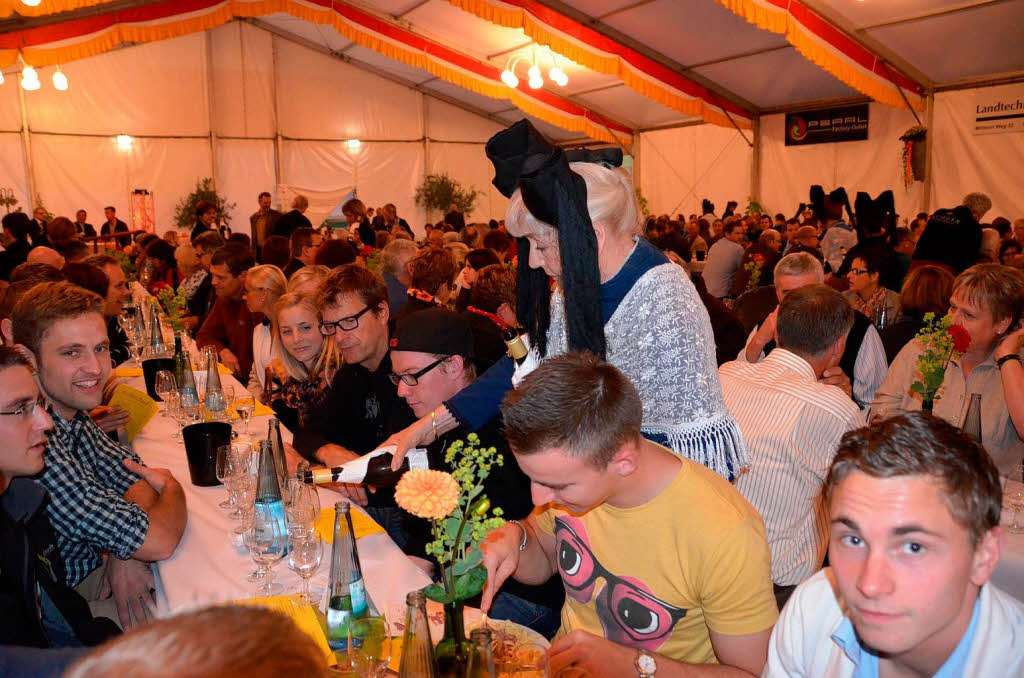 Jubel, Trubel, Heiterkeit beim Auggener Winzerfest<?ZP?>
