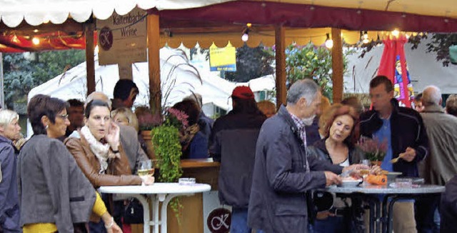 Weinzauber 2013: Wetter trbt die Wein... nicht / Drei Tage floss der Rebensaft  | Foto: Andrea Steinhart