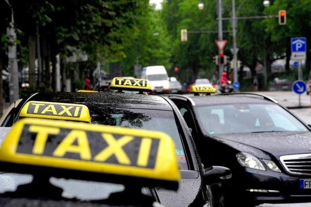 Das Taxifahren in Freiburg soll deutlich teurer werden
