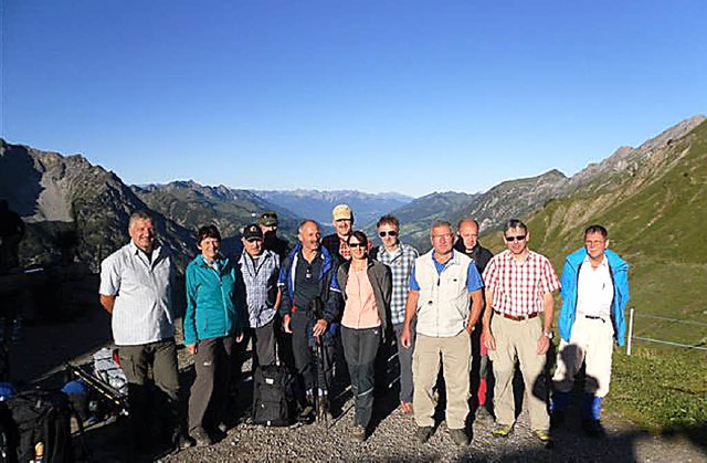 Gut gelaunt machten sich die Wanderer ...Oberprechtal auf Tour durch die Alpen.  | Foto: Verein