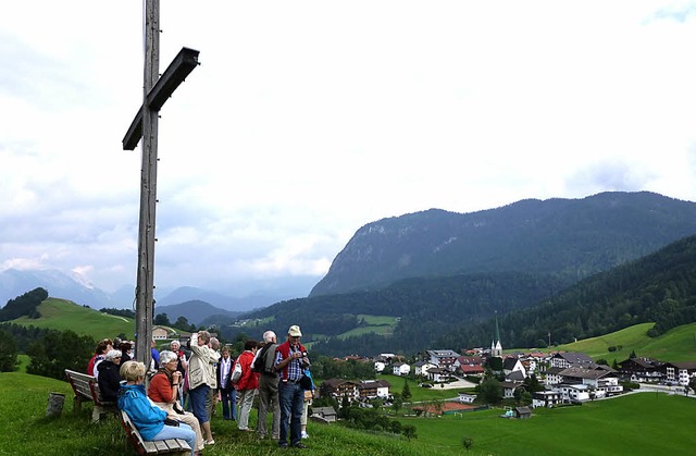 Fnf-Tages-Fahrt des Schwarzwaldverein...bendspaziergang zum Mayerhofer Kreuz.   | Foto: Verein