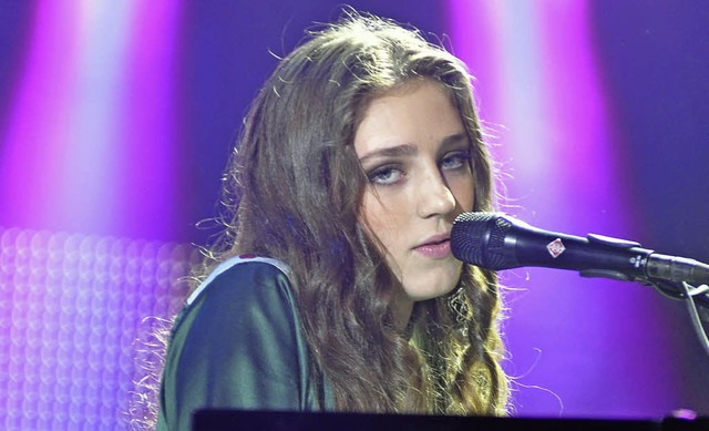 Schchterne 17-Jhrige: Birdy auf der Bhne   | Foto: Stefan Rother