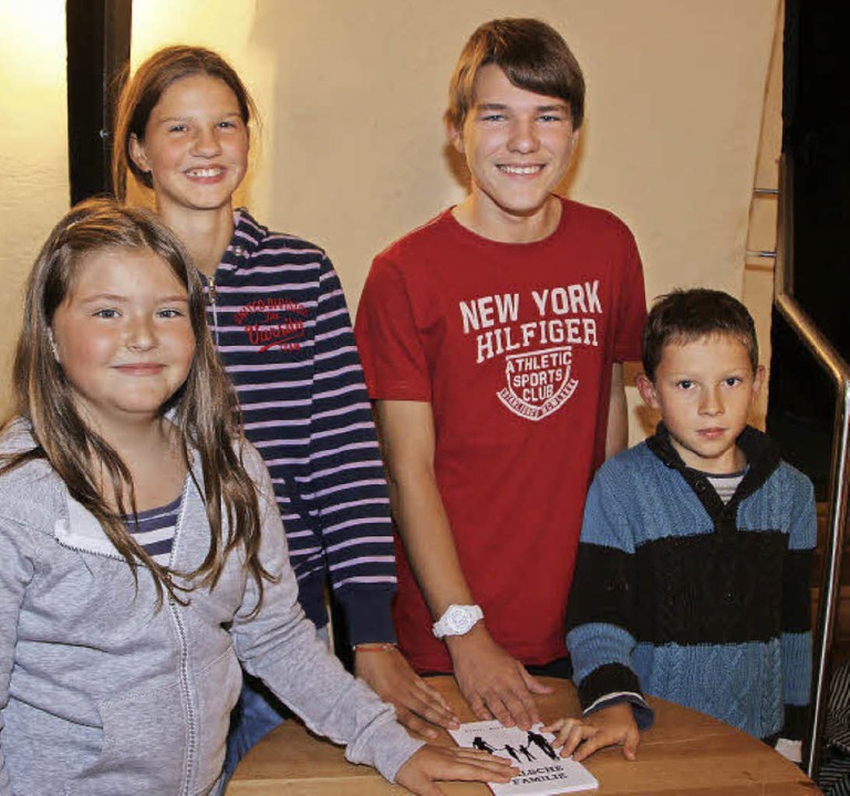Sie gestalten die Lesenacht fr Kids: ...inks) Marlene, Marie, Robin und Cedric  | Foto: Friederike Marx-Kohlstdt