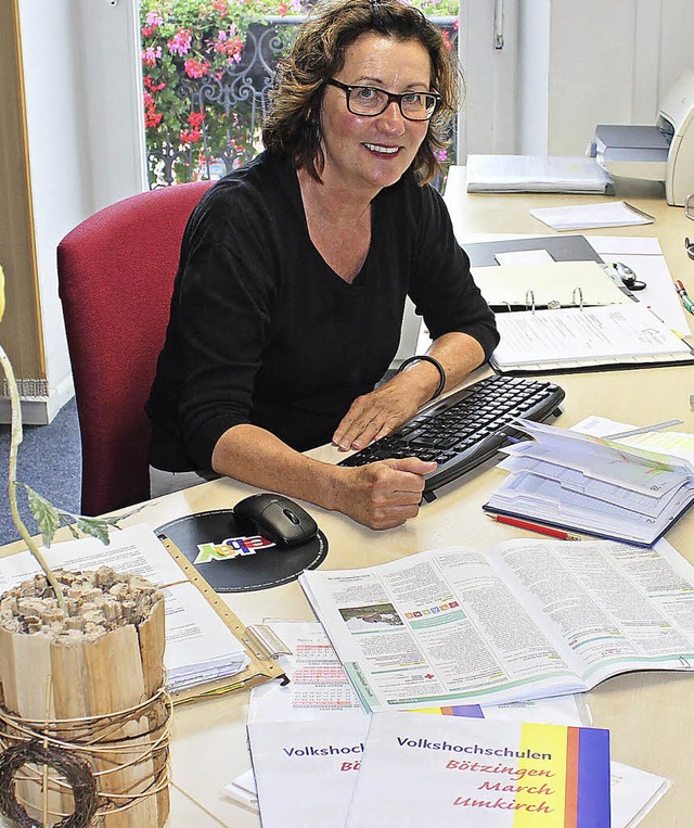 Cornelia Jaeger koordiniert im Rathaus... auch fr Eichstetten und Gottenheim.   | Foto: mario schneberg
