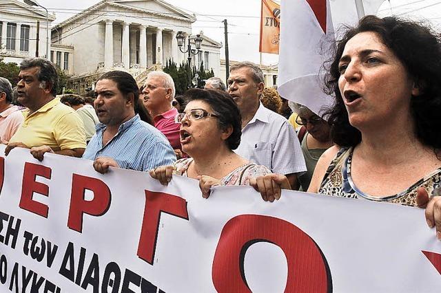 Demonstranten und die radikale Linke wollen Griechenlands Premier stürzen