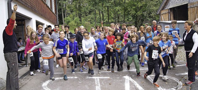 Fr einen gute Zweck liefen die Schler des Gymnasiums Birklehof.  | Foto: bz