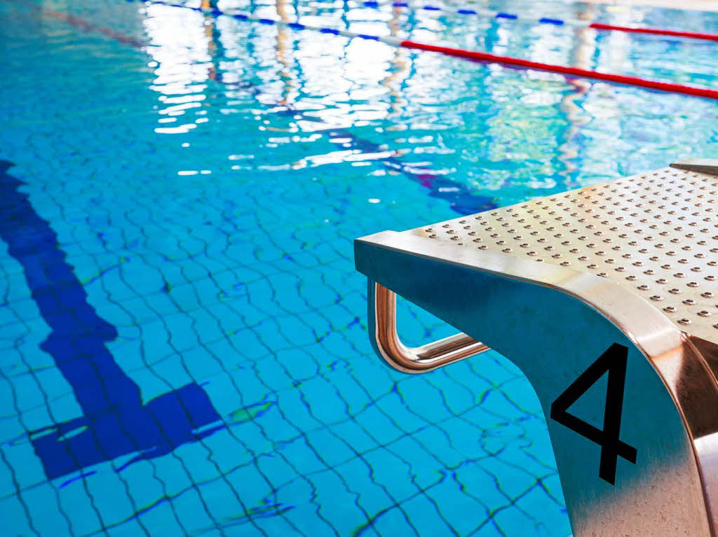 Schulen, DLRG, Schwimmvereine und Schwimmschulen nutzen das berholte Sportbecken.