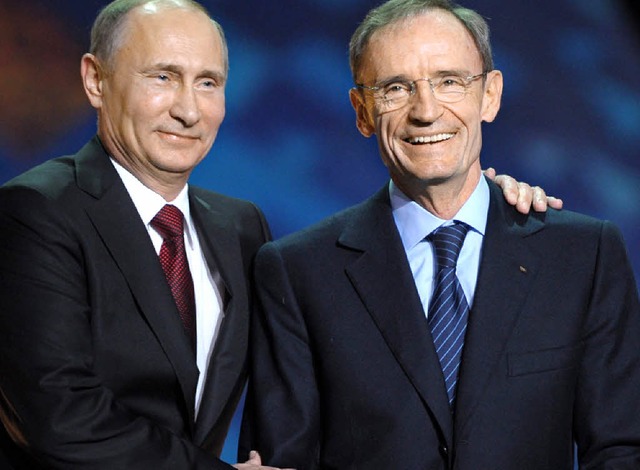 Wladimir Putin und  Jean-Claude Killy   | Foto: dpa