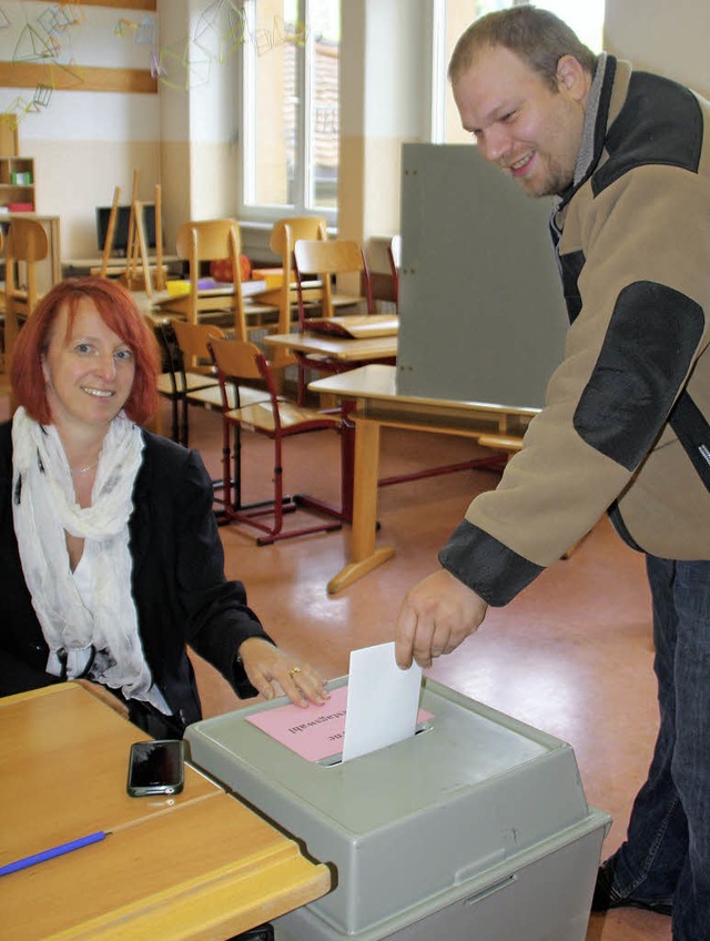 An die Urnen: In der Stadt Wehr beteil...t der Menschen an der Bundestagswahl.   | Foto: Jrn Kerckhoff