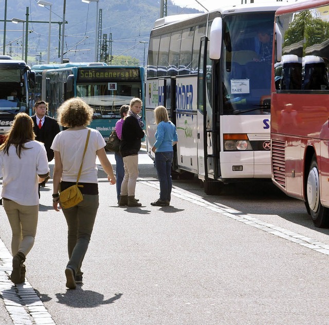 Gedrnge am Busbahnhof  | Foto: Bamberger