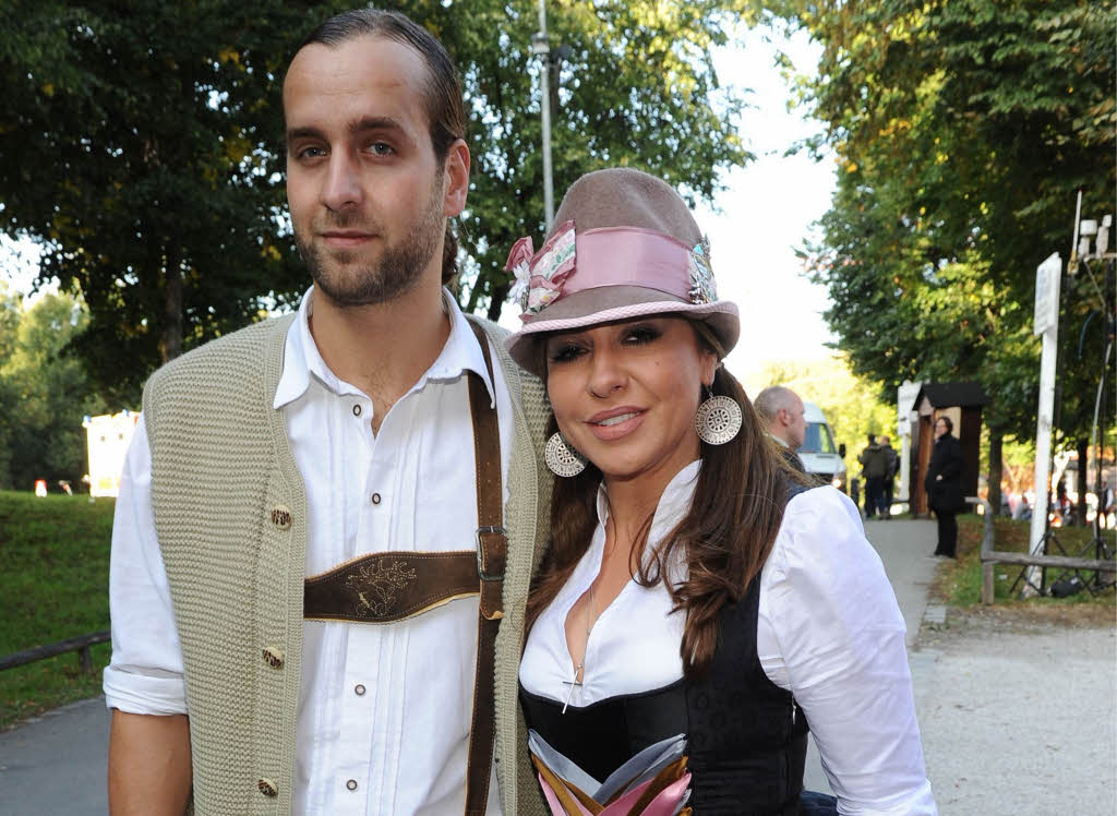 Schauspielerin Simone Thomalla und ihr Lebensgefährte, Handball-Nationaltorhüter Silvio Heinevetter. Schauspielerin Simone Thomalla und ihr Lebensgefährte, Handball-Nationaltorhüter Silvio Heinevetter.