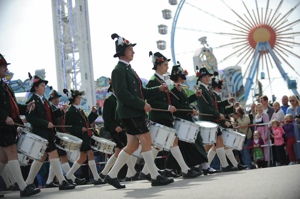 Trachten- und Schützenumzug auf dem Oktoberfest in München. Trachten- und Schützenumzug auf dem Oktoberfest in München.