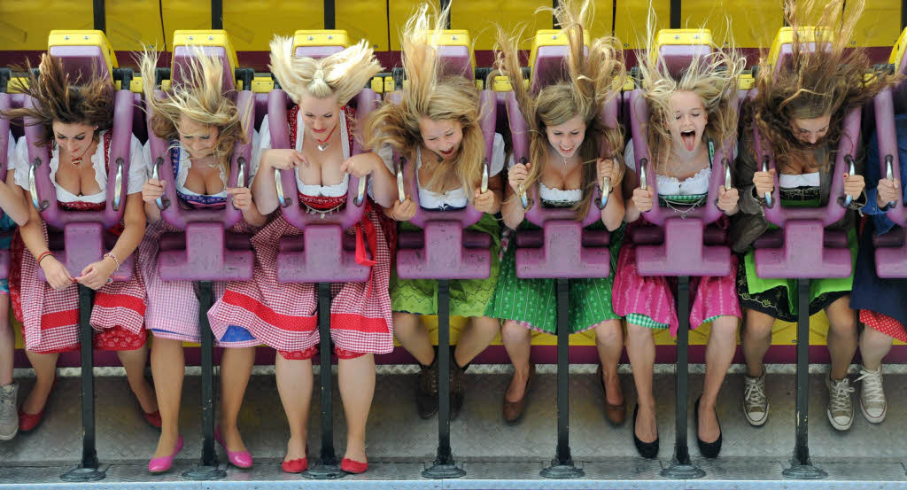Geballte Dirndl-Power. Geballte Dirndl-Power.