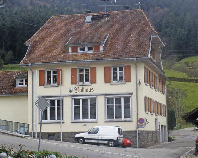 Mittel fr die Sanierung  der Rathuse...halt des kommenden Jahres eingestellt.  | Foto: Rolf-Dieter Kanmacher