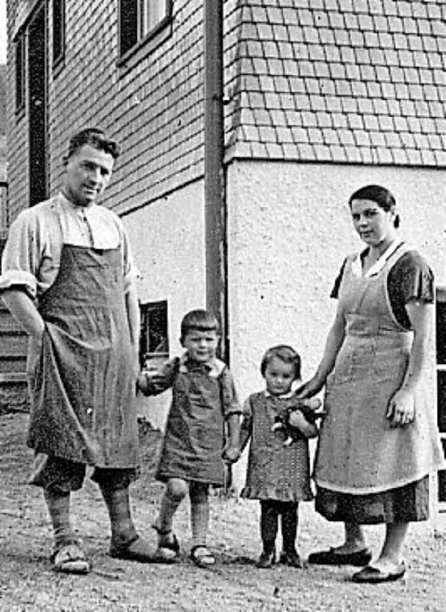 Josef und Thea Gollrad mit den Kindern Gertrud und Franz  | Foto: Liane Schilling