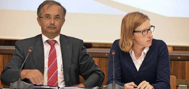 Axel Heitz und Stephanie Grn werben i... auf gesunde Beine stellen zu knnen.   | Foto: Ralf H. Dorweiler