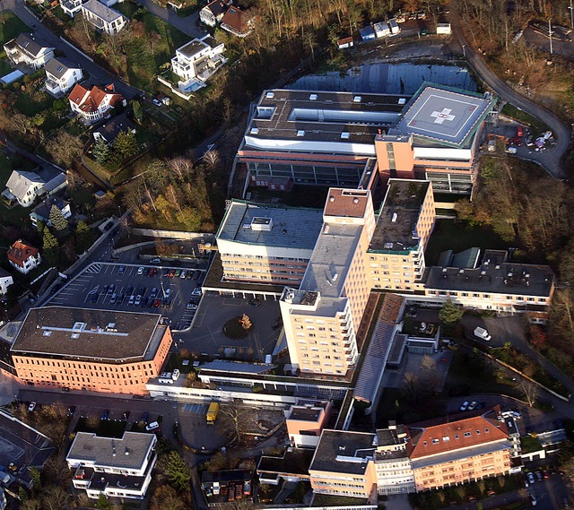 Das Lahrer Klinikum: Rechts unten das Bettenhaus Sd.    | Foto: bz-archiv