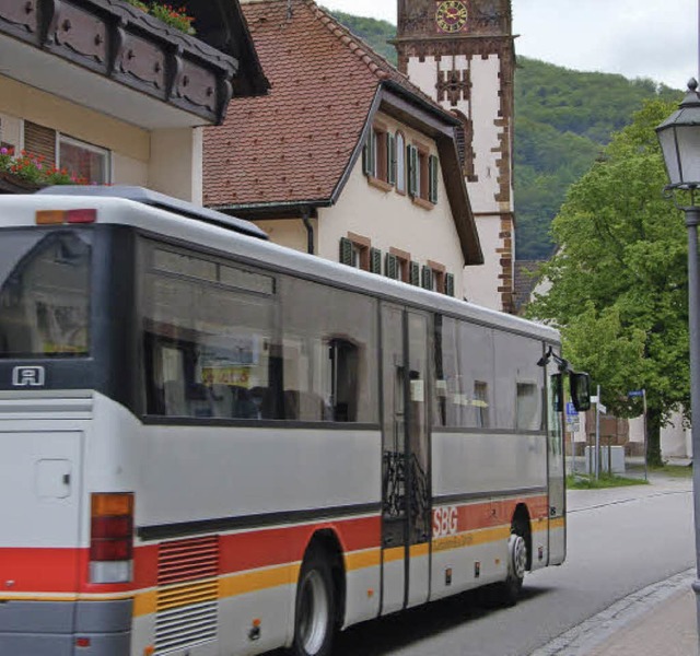 Schon jetzt fahren Busse von Denzlingen bers Glottertal aus zum Kandel.   | Foto: Frank Kiefer