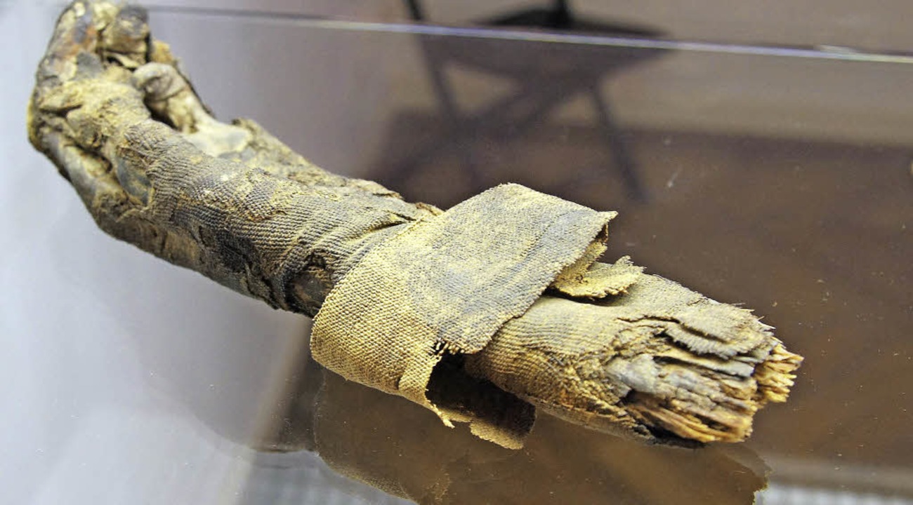 Fricktaler Museum zeigt Replik der Schwurhand Rudolfs von Rheinfelden